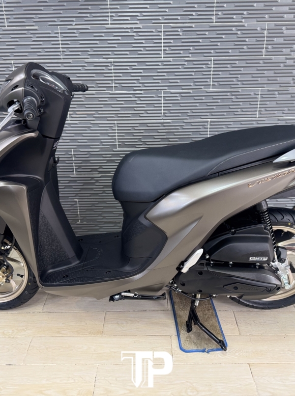 Honda Vision 2026 Xám nâu New