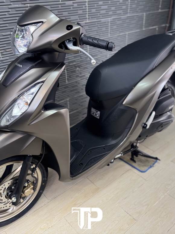Honda Vision 2026 Xám nâu New