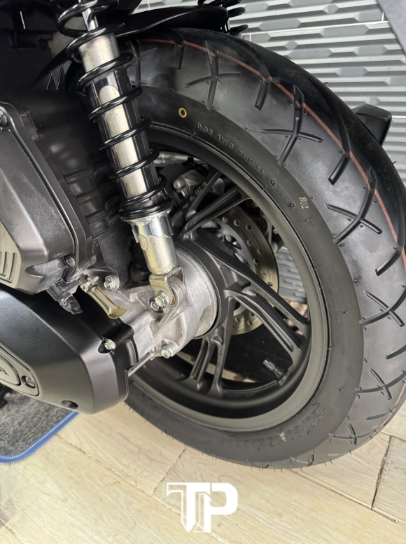 Honda SH125 date 2023 Trắng Đen Panda Sporty