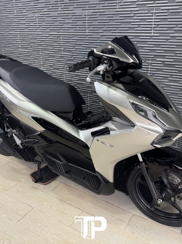 Honda AB125 date 2024 Xám Lamborghini Bstp