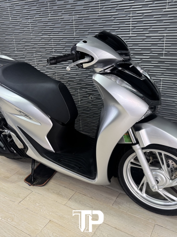 Honda SH150 date 2022 Bạc Porsche Bs HCM