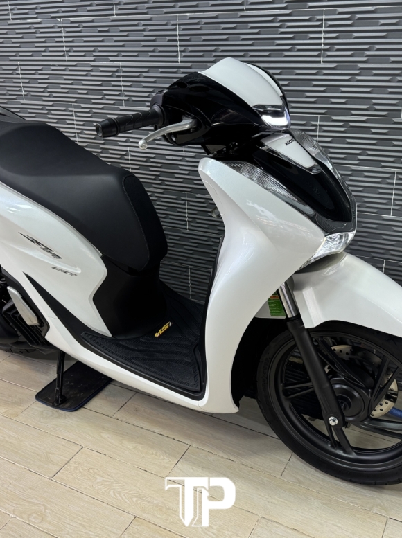 Honda SH150 date 2022 Trắng Đen Sporty Bs Sài Gòn