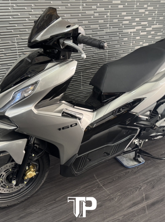 Honda AB160 date 2022 Xám Lamboghini Sporty