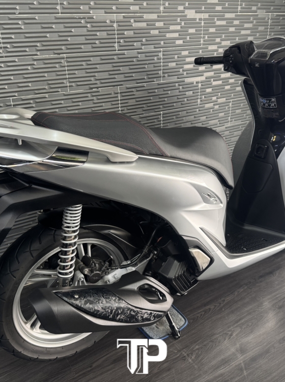 Honda SH125 date 2021 Bạc Đen Porsche 
