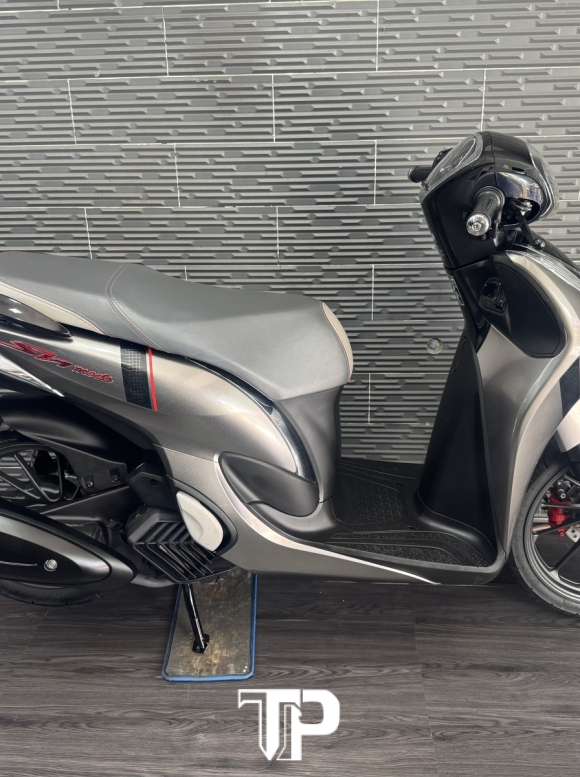 Honda SH mode 2025 Xám Lamboghini 