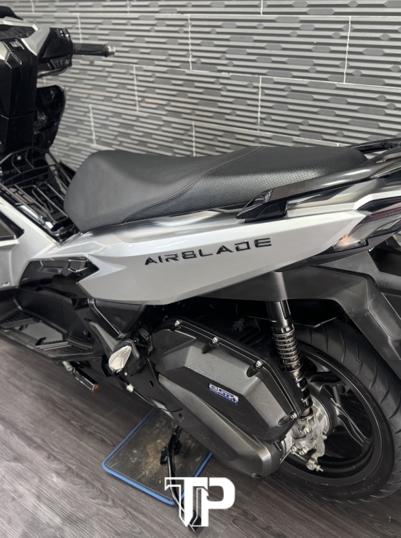 Honda AB160 date 2023 Bạc Porsche Bstp