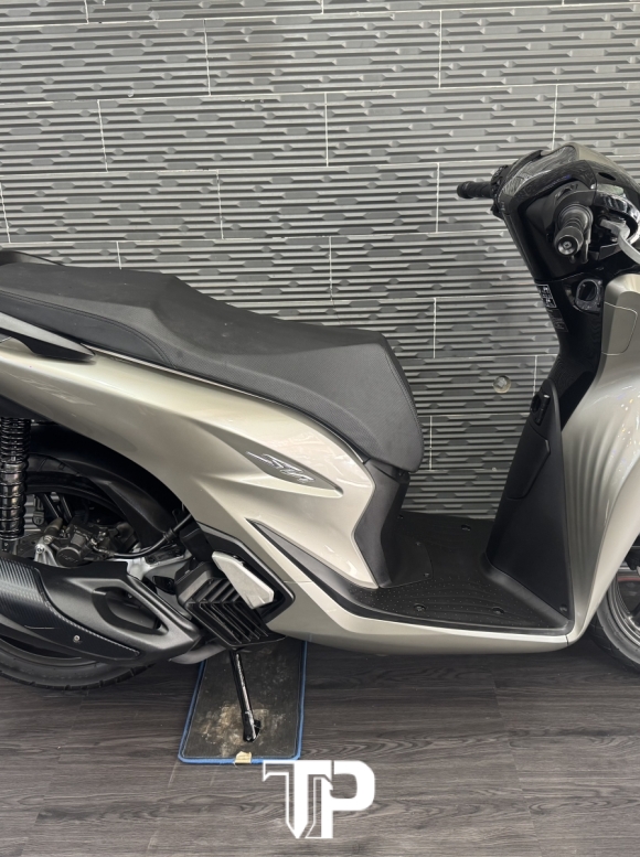 Honda SH125 date 2023 Xám Lamboghini Sporty