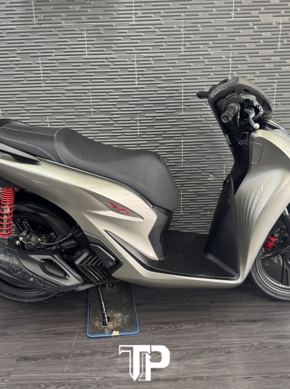 Honda SH125 abs date 2024 Xám Lamboghini