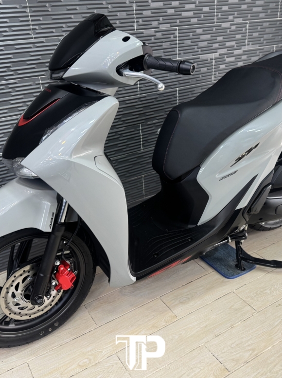 Honda SH160 ABS Xám Xi Măng 2026 Bstp
