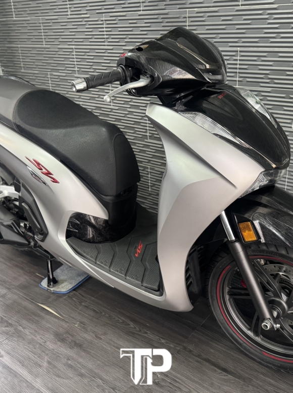 Honda SH 350 Bạc Nhám 2023 Sporty 